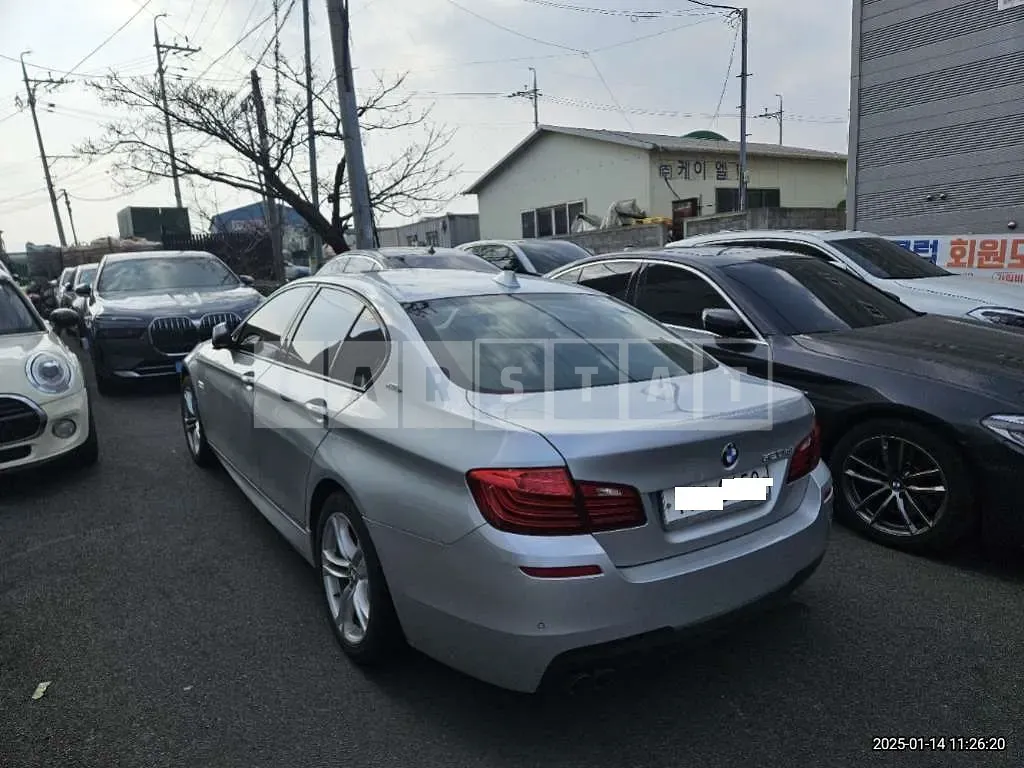 Photo 2 of 15: 2016 BMW 520d, VIN WBA5E5102GG202064 — Korean insurance auction