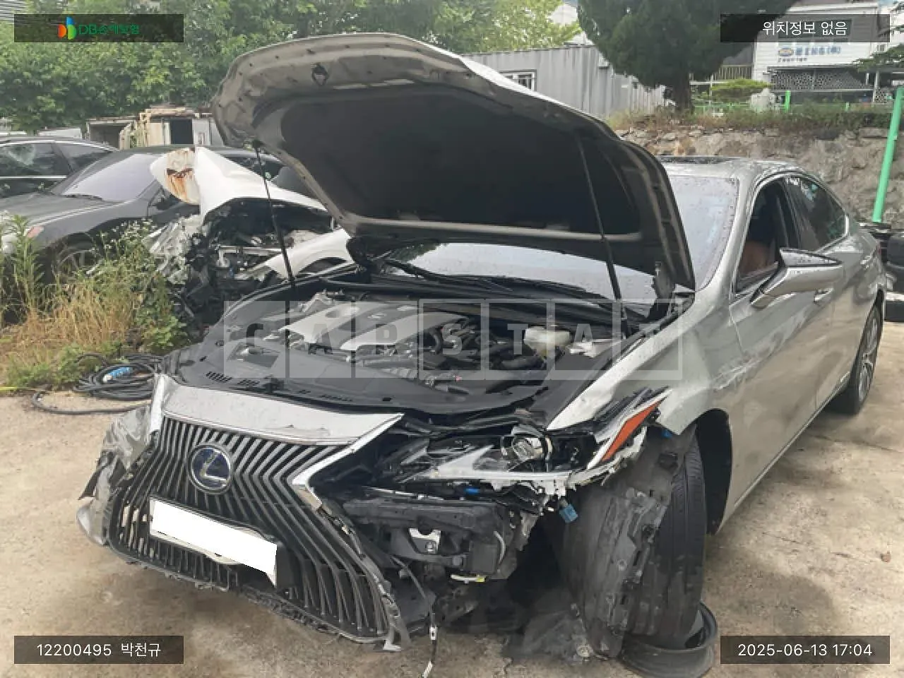 Photo 2 of 19: 2021 Lexus Es 300h, VIN JTHBA1C11M2005958 — Korean insurance auction