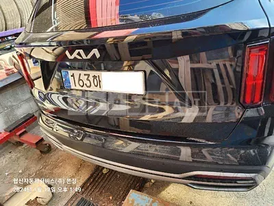 Photo 1 of 40: 2023 Kia Sorento /Sorrento, VIN KNARH81BGPA237234 — Korean insurance auction