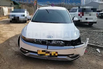 Photo 1 of 31: 2021 Hyundai Modern Ionic 5, VIN KMHKL81AFNU028495 — Korean insurance auction