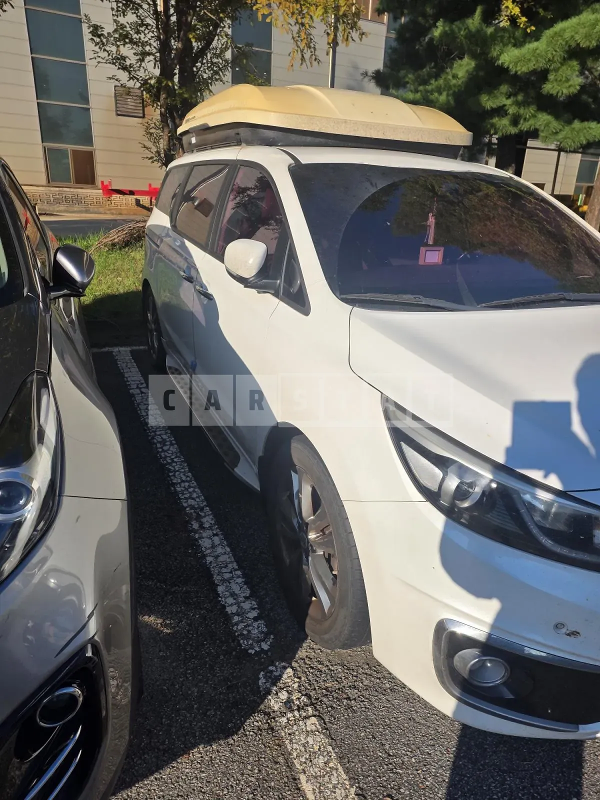 Photo 2 of 4: 2015 Kia Carnival 2.2, VIN KNAMC81ABGS097326 — Korean insurance auction