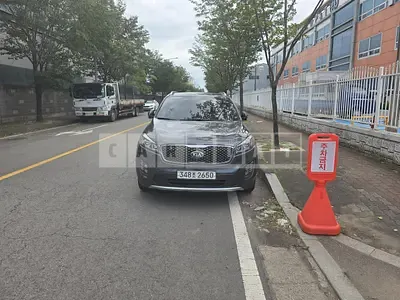 Photo 1 of 6: 2015 Kia Sorento 2.0 — Korean insurance auction