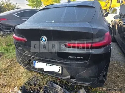 2023 BMW X4 xDrive20i
