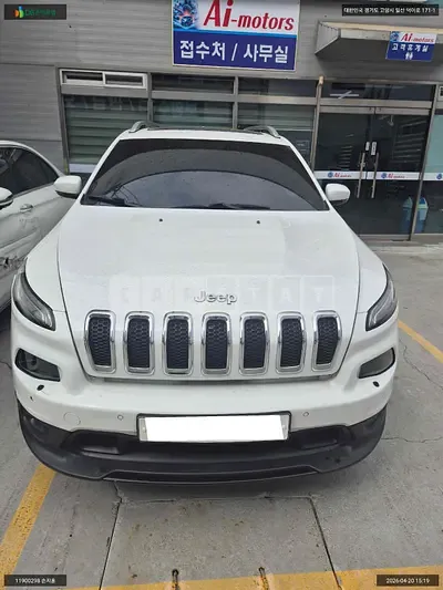 Photo 1 of 17: 2017 Jeep Zip Cherokee 2.2, VIN 1C4PJMCU4HW624832 — Korean insurance auction