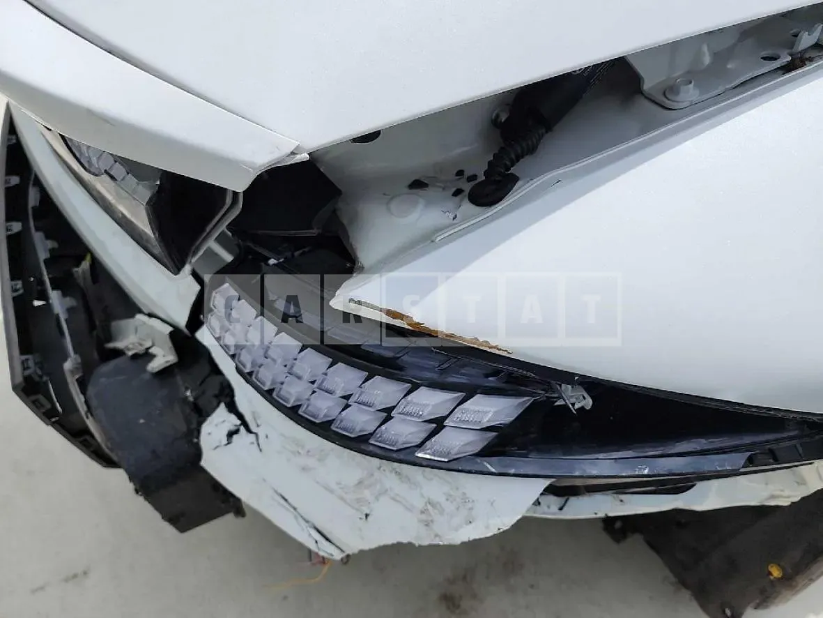 Photo 2 of 16: 2022 Hyundai IONIQ 6 Long Range — Korean insurance auction