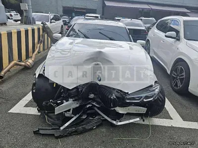 Photo 1 of 36: 2024 BMW 320i — Korean insurance auction