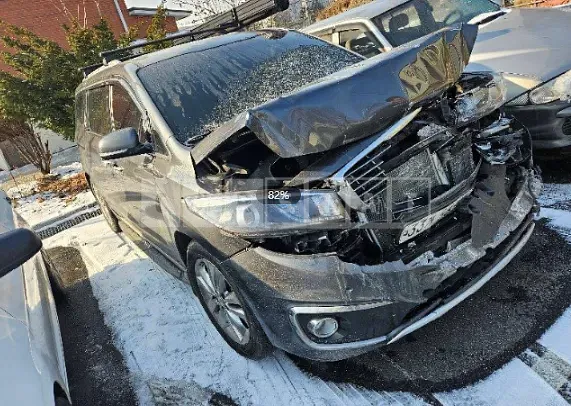 Photo 2 of 17: 2018 Kia Carnival, VIN KNAMC81ABJS400364 — Korean insurance auction