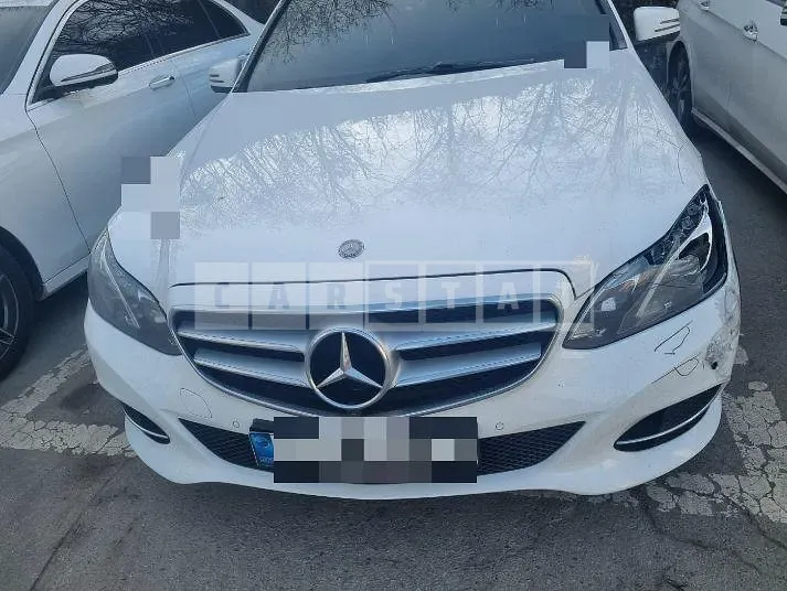 Photo 2 of 37: 2016 Mercedes-Benz E250 BlueTec 4Matic, VIN WDDHF9HBXGB310219 — Korean insurance auction