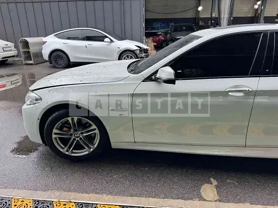 Photo 2 of 33: 2016 BMW 520d, VIN WBA5E5108GG208872 — Korean insurance auction