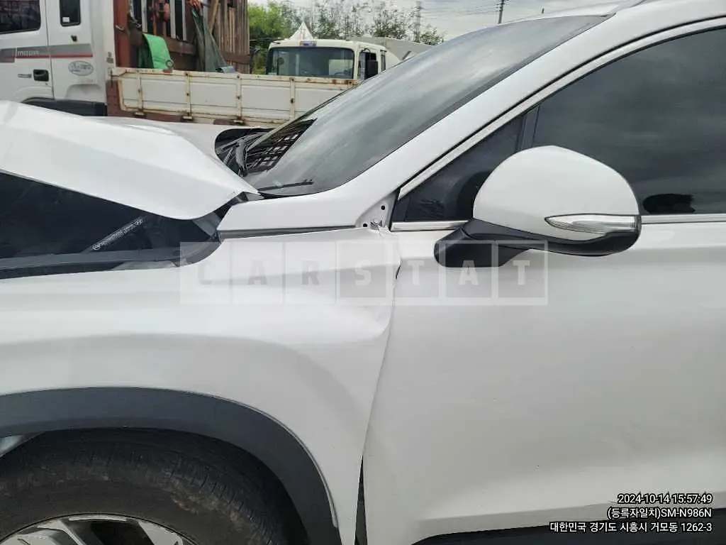 Photo 2 of 19: 2021 Hyundai Santa Fe — Korean insurance auction