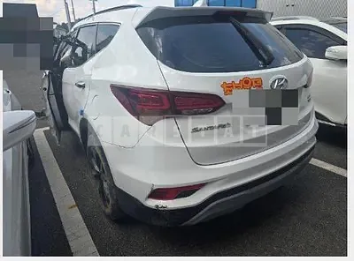 Photo 1 of 10: 2017 Hyundai Santa Fe DM — Korean insurance auction