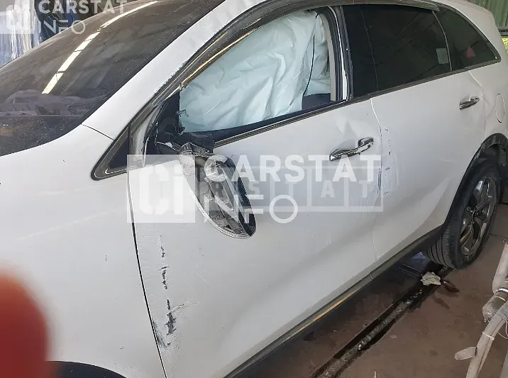 Photo 2 of 17: 2015 Kia Sorento, VIN KNAPS81BDFA094250 — Korean insurance auction