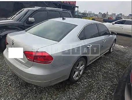 Photo 2 of 9: 2015 Volkswagen Passat 2.0 TDI — Korean insurance auction