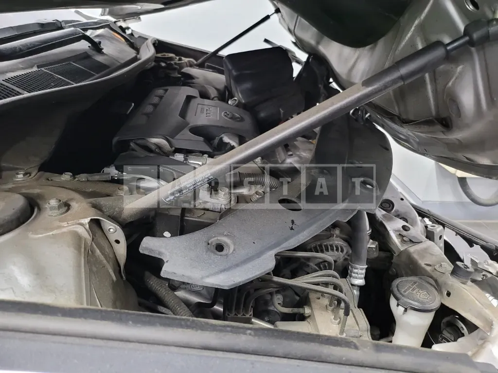 Photo 2 of 7: 2014 Toyota Camry — Korean insurance auction