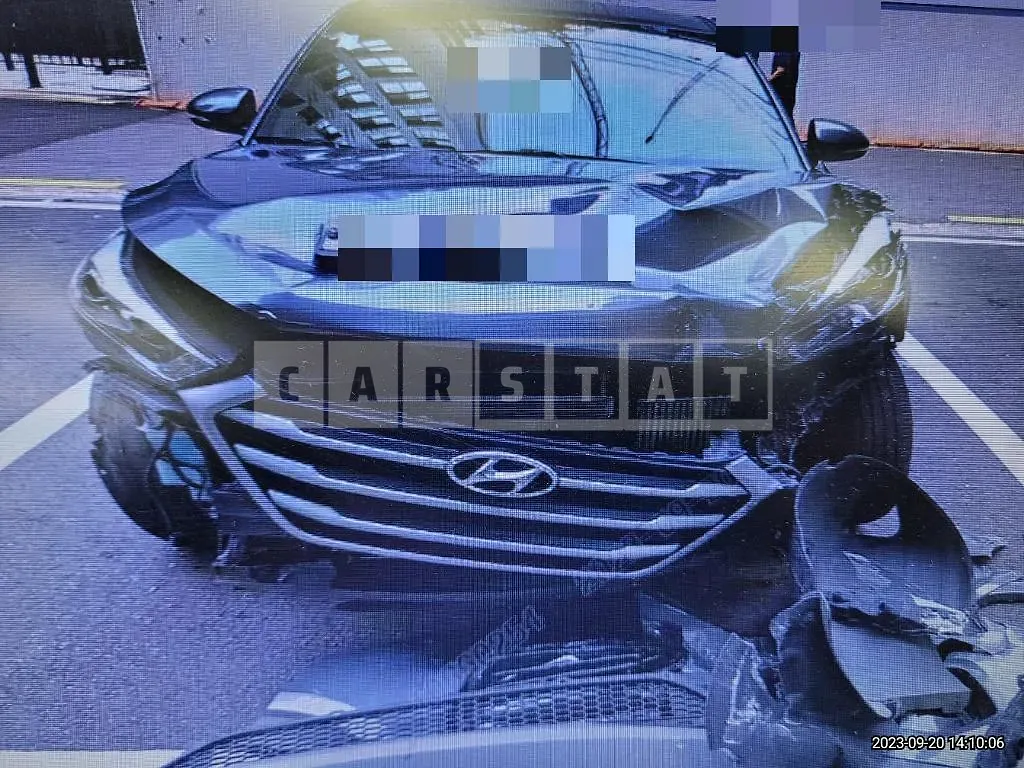 Photo 2 of 6: 2017 Hyundai Tucson TL 2.0, VIN KMHJ281ABJU641470 — Korean insurance auction