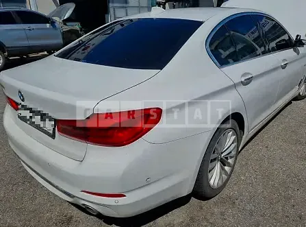 Photo 2 of 9: 2018 BMW 520d, VIN WBAJC3104JWE63723 — Korean insurance auction