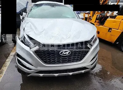 Photo 1 of 28: 2018 Hyundai Tucson, VIN KMHJ2812GJU647072 — Korean insurance auction