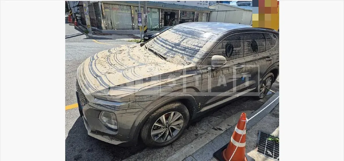 Photo 2 of 11: 2020 Hyundai Santa Fe TM Gasoline — Korean insurance auction