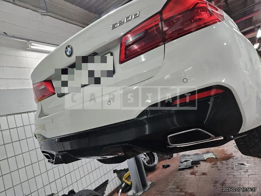 Photo 2 of 40: 2018 BMW 520d — Korean insurance auction