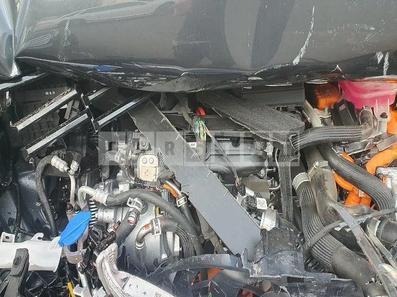 Photo 2 of 42: 2026 Kia Sportage 1.6 Hybrid — Korean insurance auction