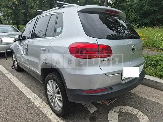 Photo 2 of 22: 2016 Volkswagen Tiguan 2.0 TDI BMT — Korean insurance auction