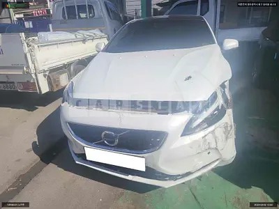 Photo 1 of 26: 2017 Volvo V40D3, VIN YV1MV79K0H2432832 — Korean insurance auction