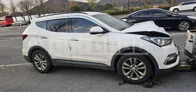 Photo 1 of 11: 2016 Hyundai Santa Fe, VIN KMHSW81UBGU682891 — Korean insurance auction