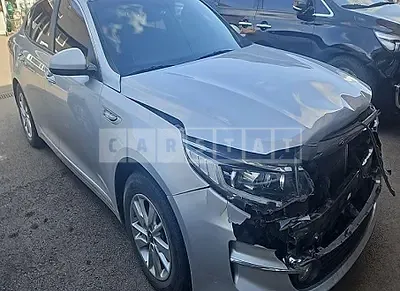 Photo 1 of 50: 2017 Kia K5, VIN KNAGS416BHA135099 — Korean insurance auction