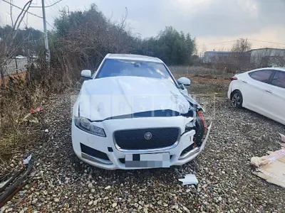 Photo 1 of 6: 2017 Jaguar XF 20d, VIN SAJBB4BN4HCY40054 — Korean insurance auction