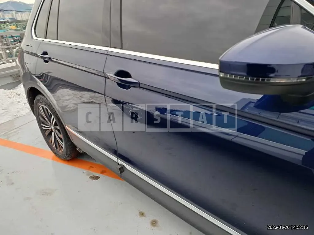 Photo 2 of 16: 2020 Volkswagen Tiguan 2.0 TDI, VIN WVGZZZ5NZLW351629 — Korean insurance auction