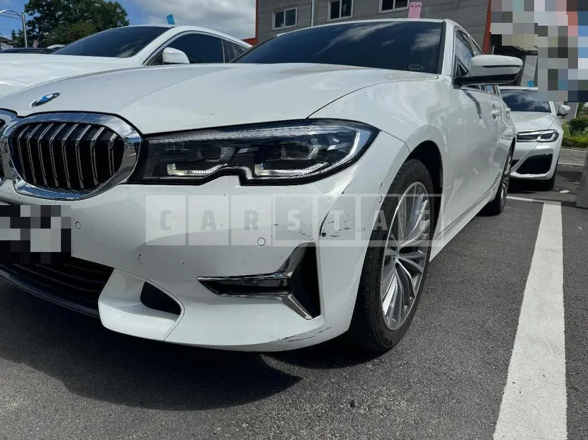 Photo 2 of 4: 2021 BMW (parts) 320i Light — Korean insurance auction
