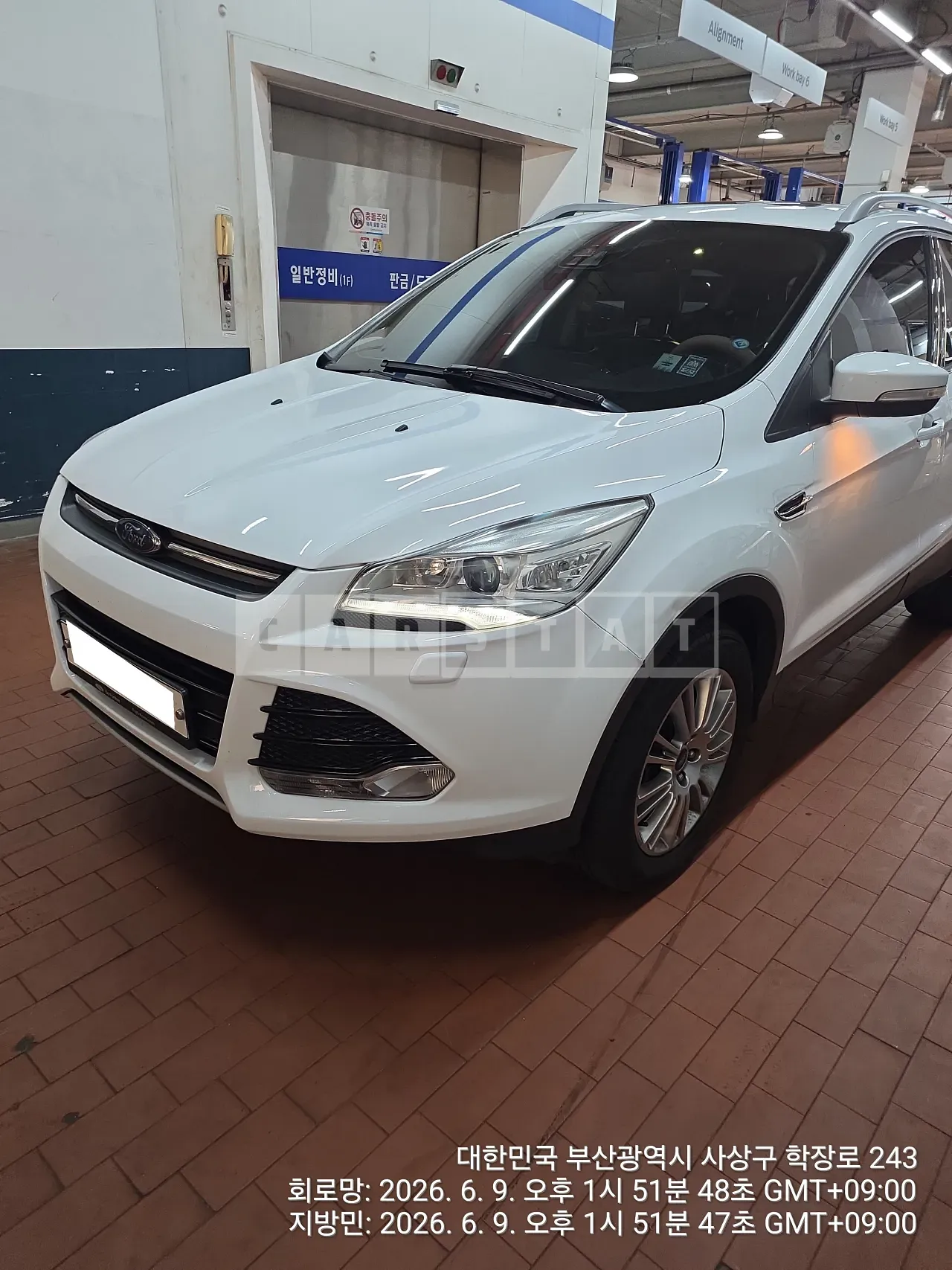 Photo 2 of 19: 2016 Ford Kuga 2.0 AWD, VIN WF0AXXWPMGGA23815 — Korean insurance auction