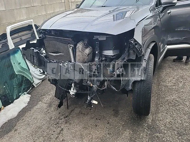 Photo 2 of 6: 2018 Hyundai Santa Fe TM 4WD — Korean insurance auction
