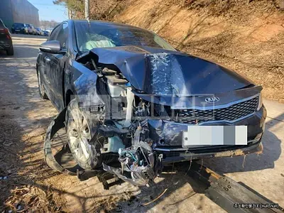 Photo 1 of 6: 2016 Kia K5 2.0 — Korean insurance auction
