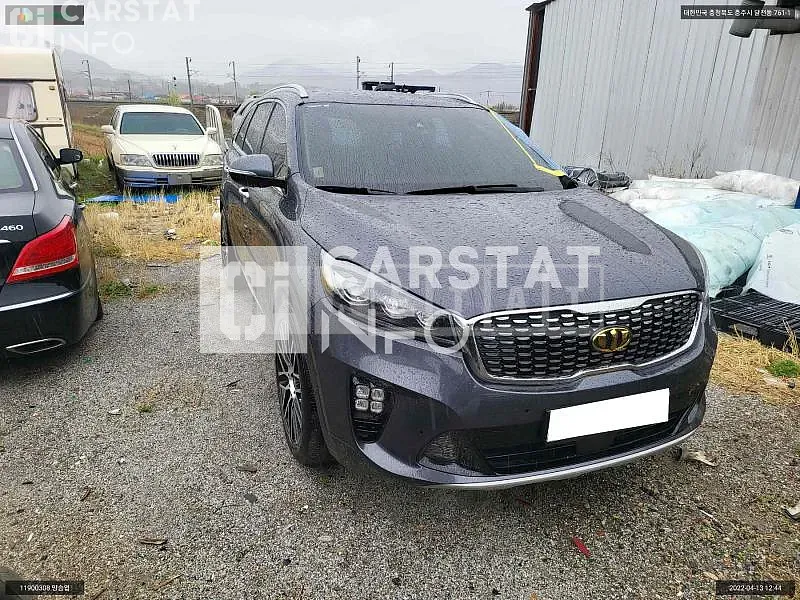 Photo 2 of 24: 2018 Kia Sorento, VIN KNAPS81ABKA481643 — Korean insurance auction