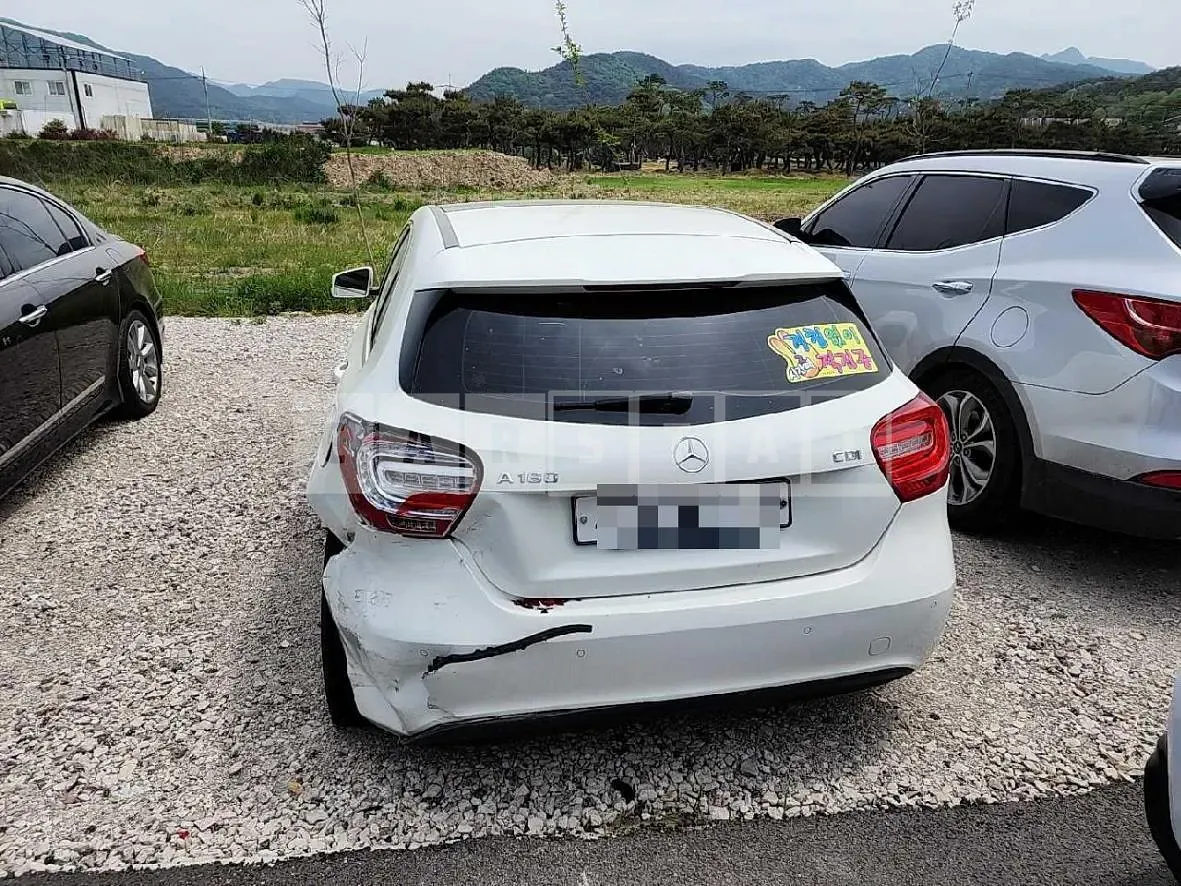 Photo 2 of 15: 2015 Mercedes-Benz A180 CDI, VIN WDDBF1CB3FJ320075 — Korean insurance auction