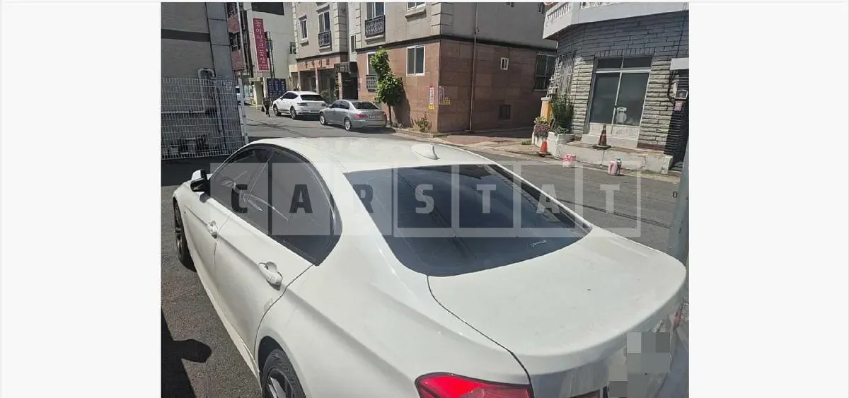 Photo 2 of 12: 2018 BMW 320d M Sport Package WLTP — Korean insurance auction