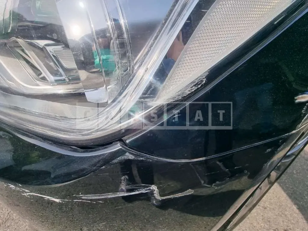 Photo 2 of 4: 2016 Mercedes-Benz (parts) EQ900 Wheel, Headlamp — Korean insurance auction