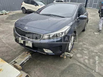 Photo 1 of 16: 2016 Kia Kz — Korean insurance auction