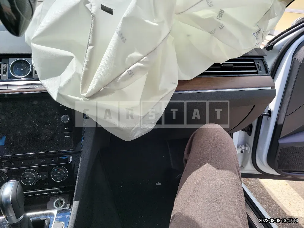 Photo 2 of 50: 2018 Volkswagen Passat GT 2.0TDI, VIN WVWZZZ3CZJE120439 — Korean insurance auction
