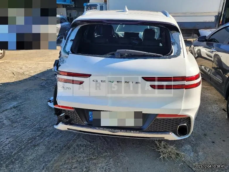 Photo 2 of 14: 2021 Genesis GV70 2.5T — Korean insurance auction