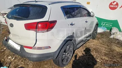 Photo 1 of 13: 2016 Kia Sportage R, VIN KNAPE813BGK794592 — Korean insurance auction