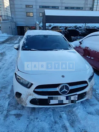 Photo 1 of 19: 2020 Mercedes-Benz A220 Sedan — Korean insurance auction