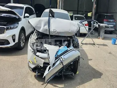 Photo 1 of 22: 2022 Hyundai IONIQ 5, VIN KMHKR81CPNU067320 — Korean insurance auction
