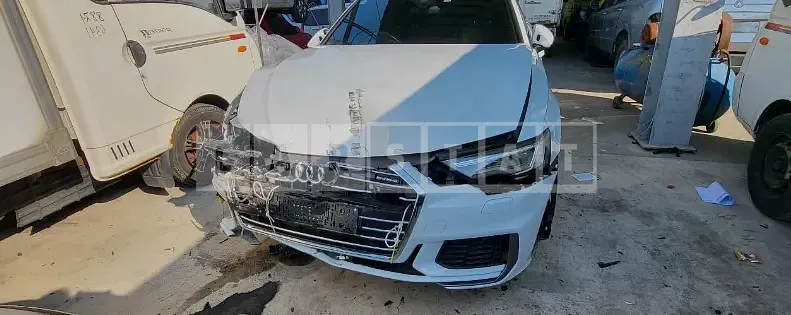 Photo 2 of 6: 2020 Audi A6 40 TDI Four, VIN WAUZZZF24LN045196 — Korean insurance auction
