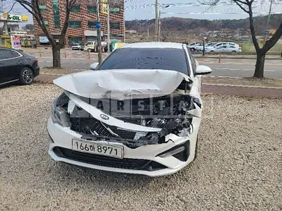 Photo 1 of 41: 2020 Kia K5, VIN KNAGS411BLA392829 — Korean insurance auction