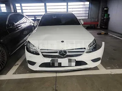 Photo 1 of 34: 2020 Mercedes-Benz C200 — Korean insurance auction