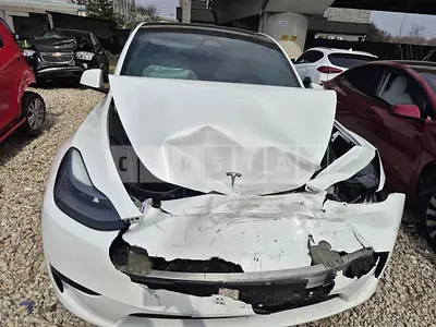 2023 Tesla Model Y RWD