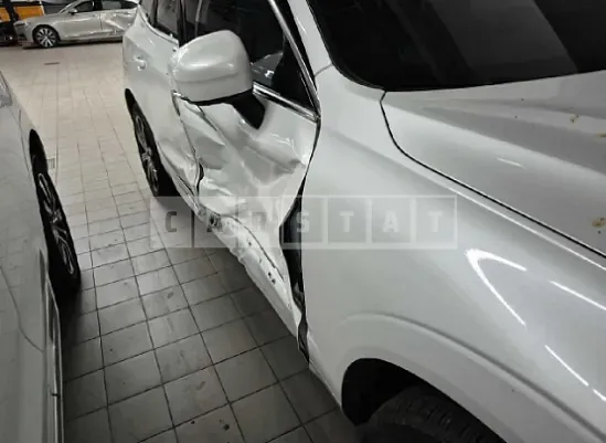 Photo 2 of 12: 2018 Volvo XC60 D5 AWD — Korean insurance auction
