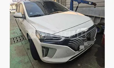Photo 1 of 8: 2016 Hyundai IONIQ Hybrid — Korean insurance auction